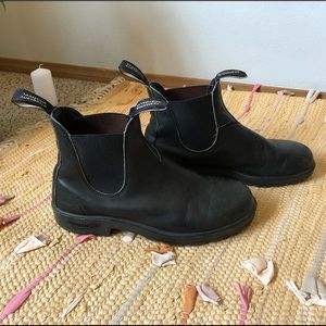 Great condition blundstone boots